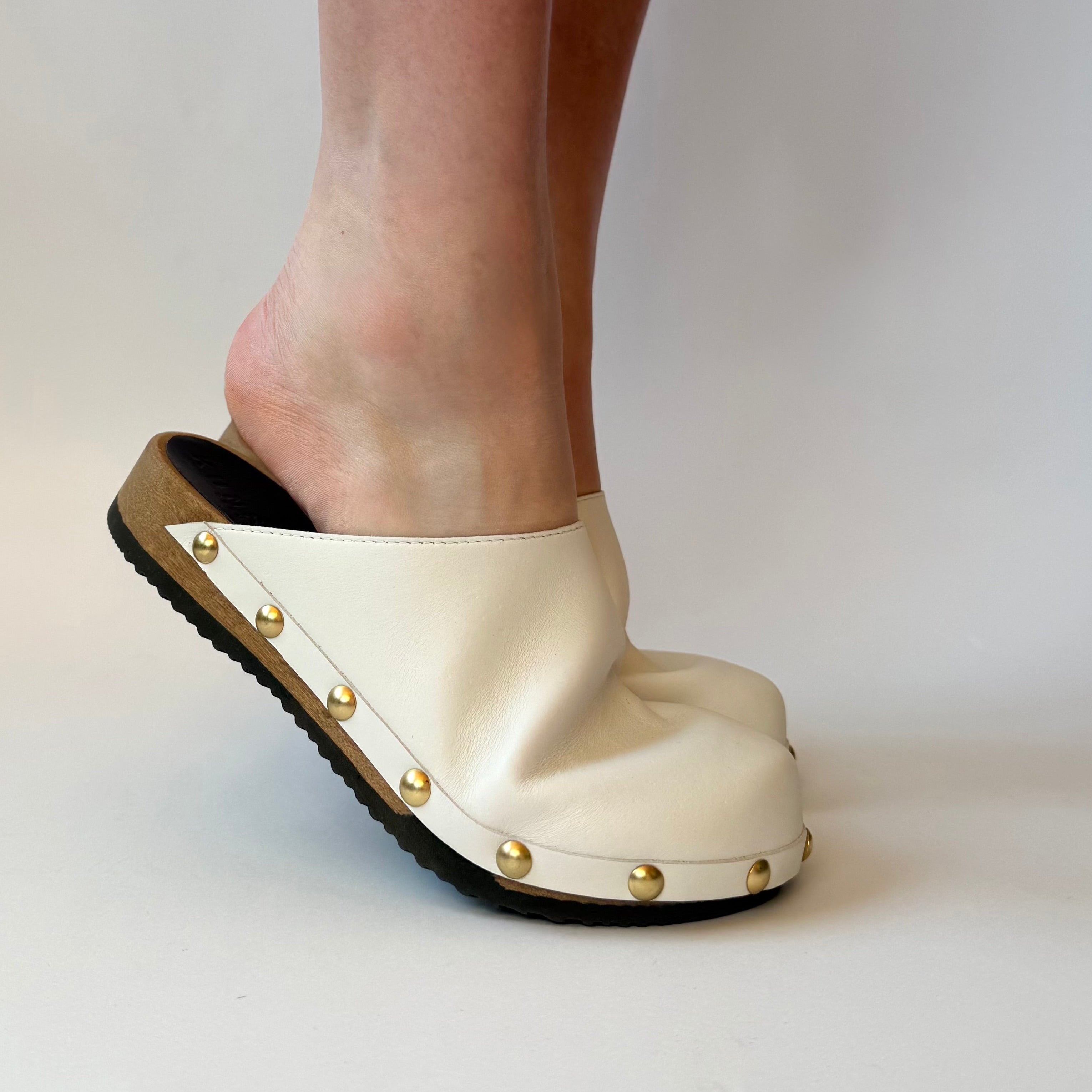 Ella I White Leather Studs