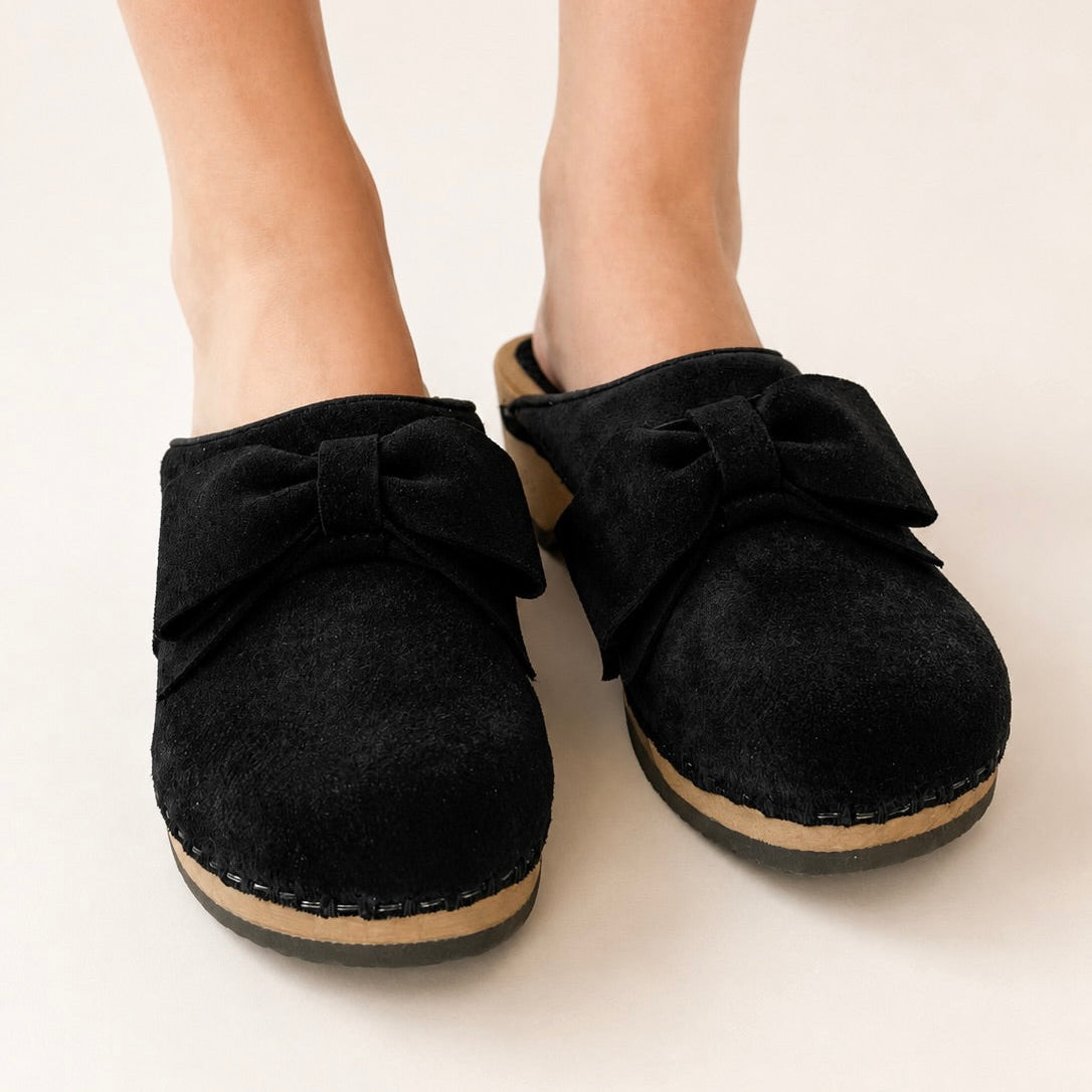 Embla Bow | Black Suede