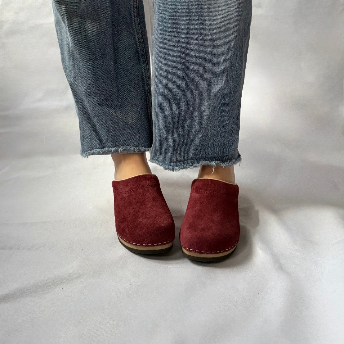 Embla | Tranebær Suede