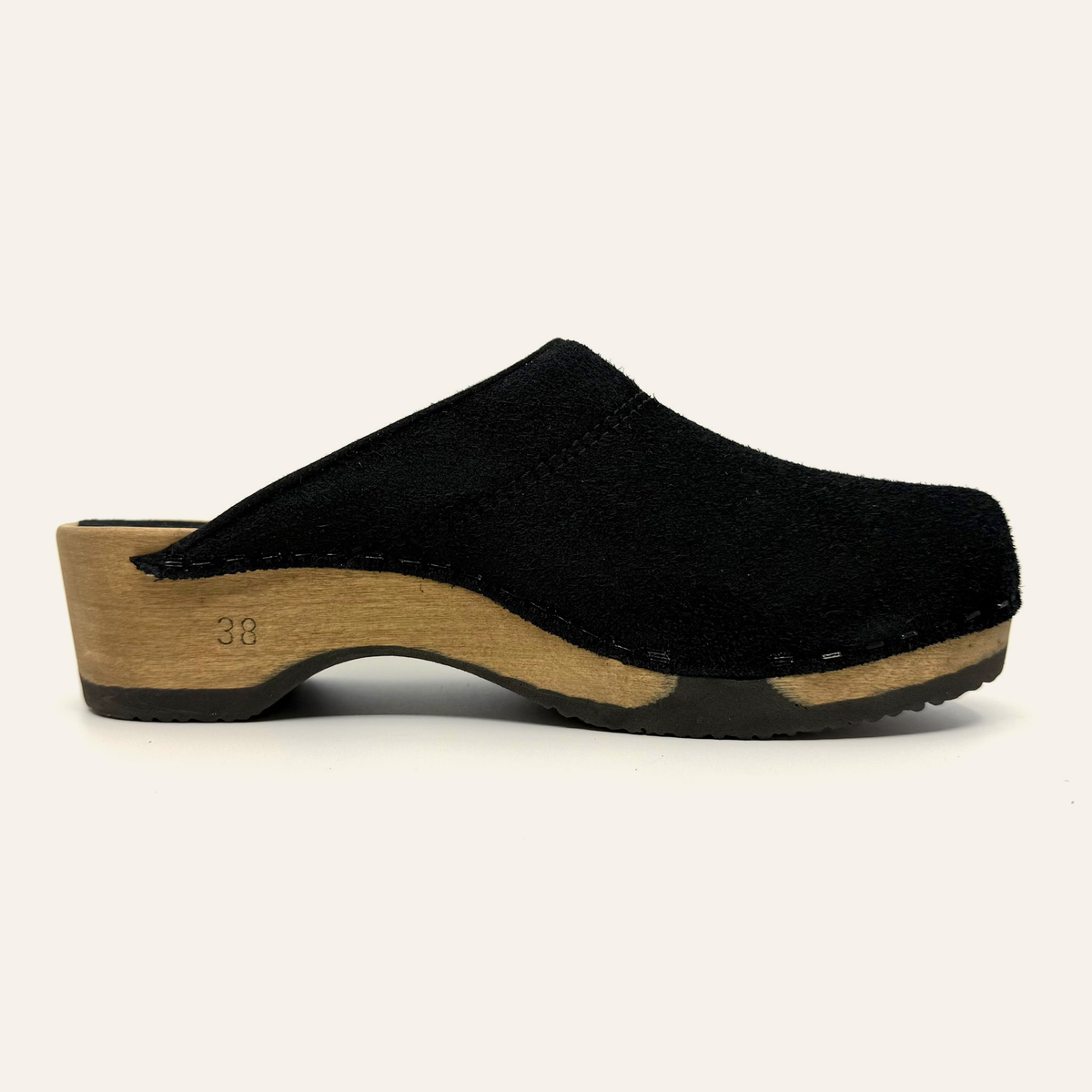 Embla | Black Suede