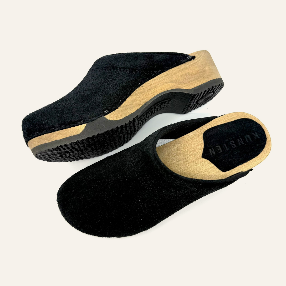 Embla | Black Suede