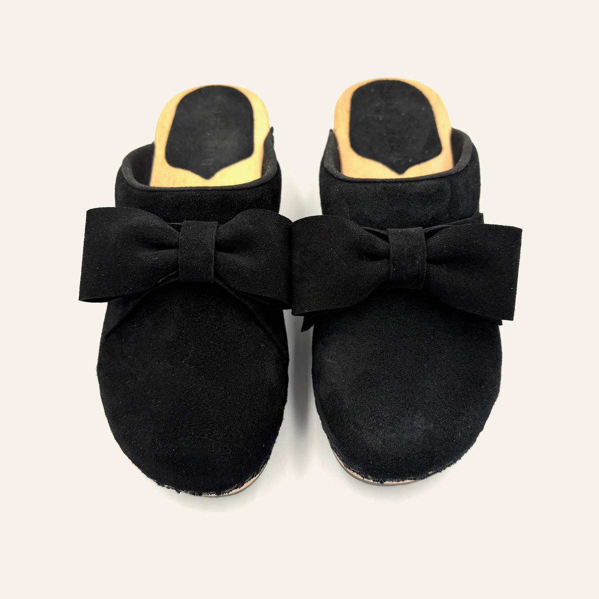 Embla Bow | Black Suede