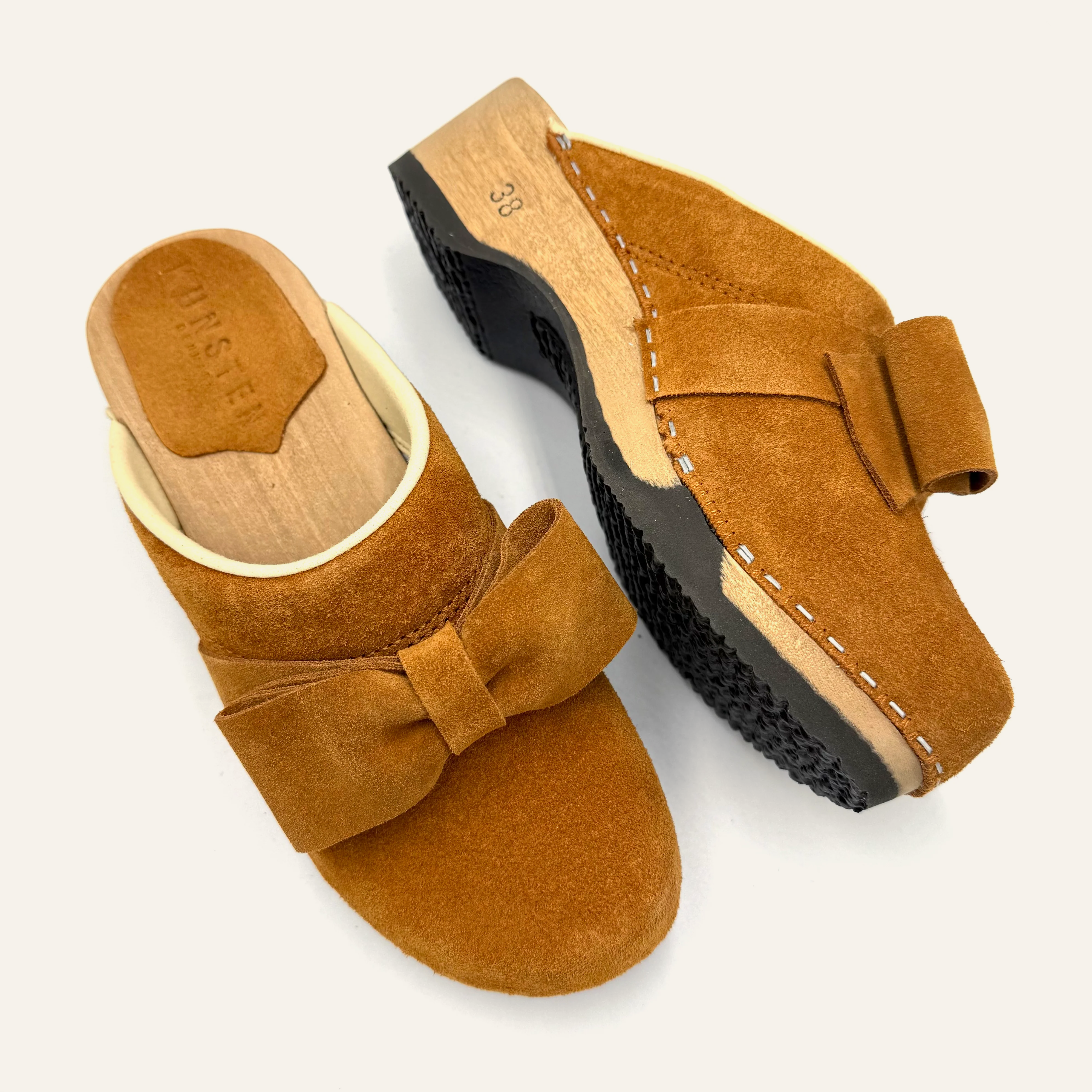 Embla Bow | Havtora Suede