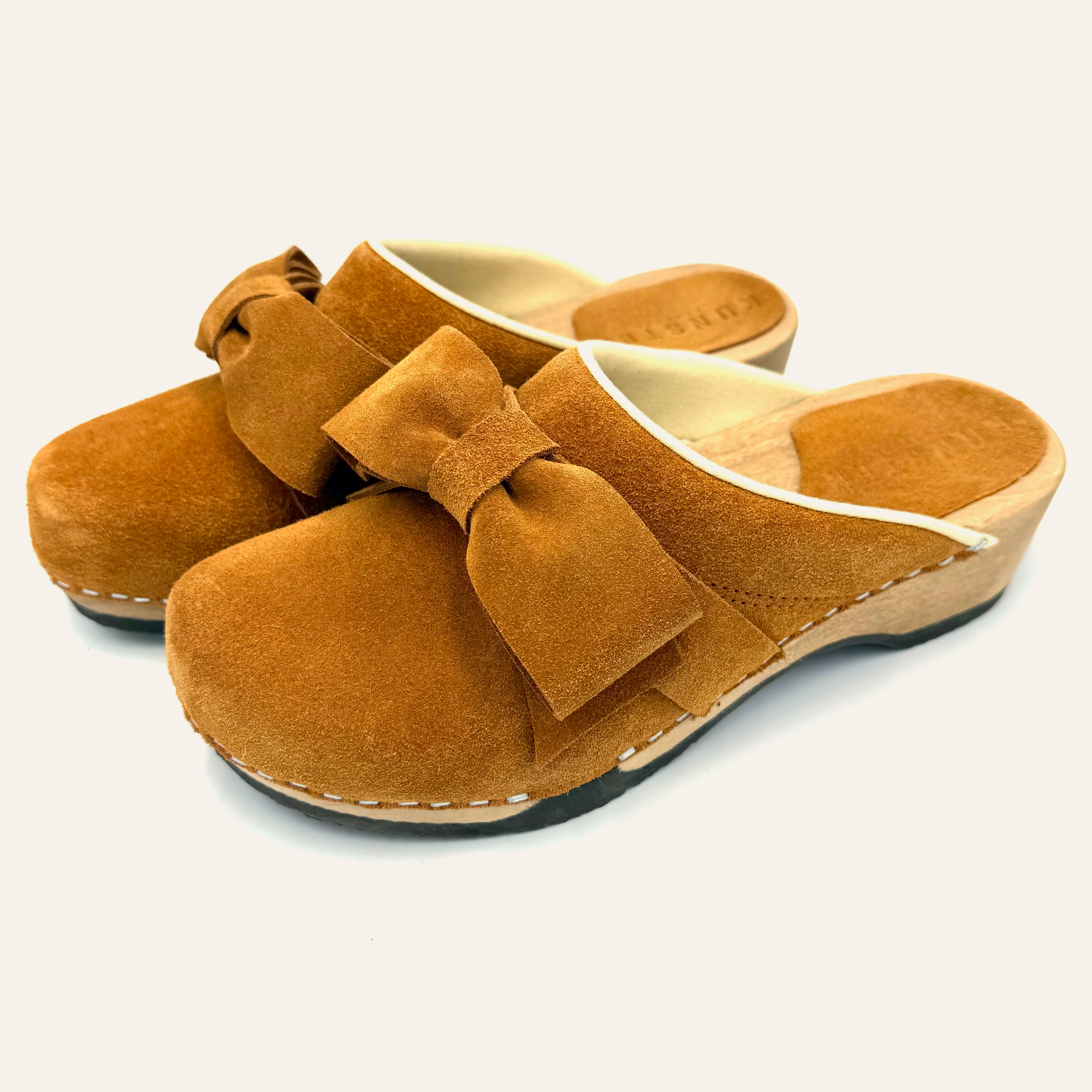 Embla Bow | Havtora Suede