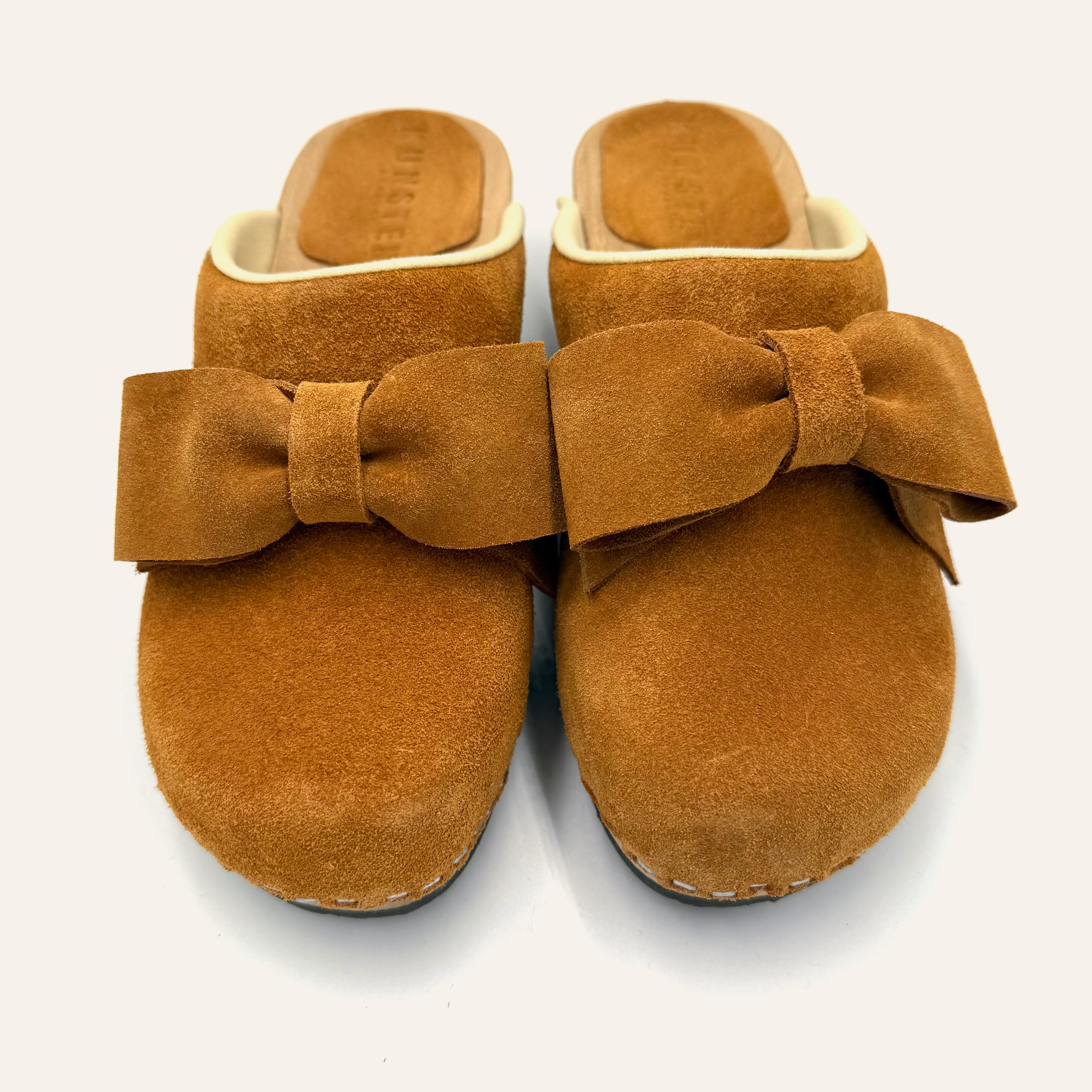Embla Bow | Havtora Suede