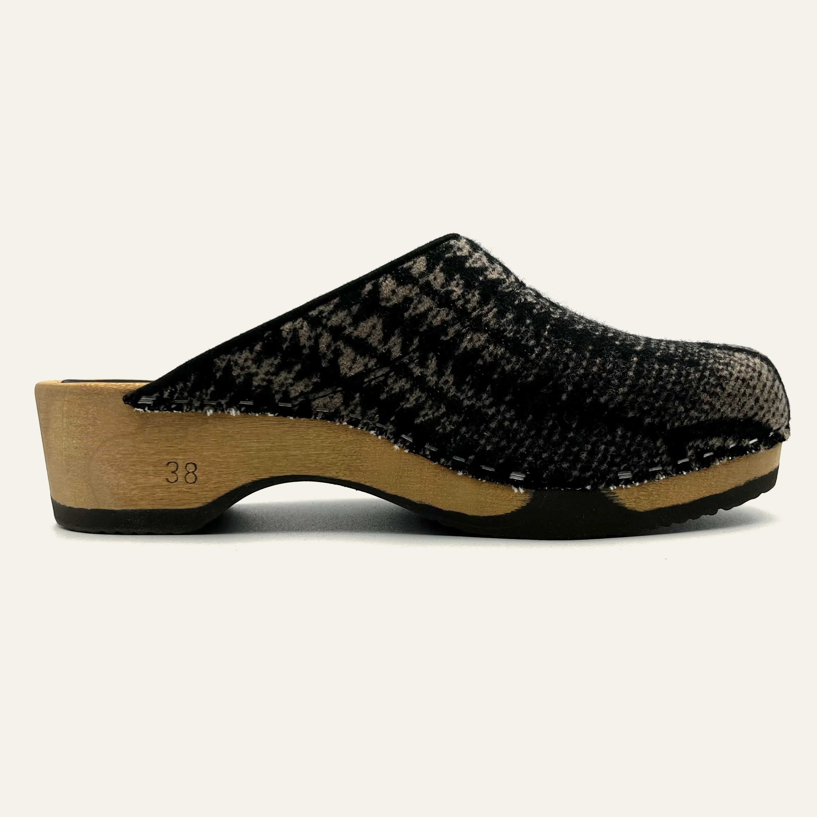 Embla | Canyon Night