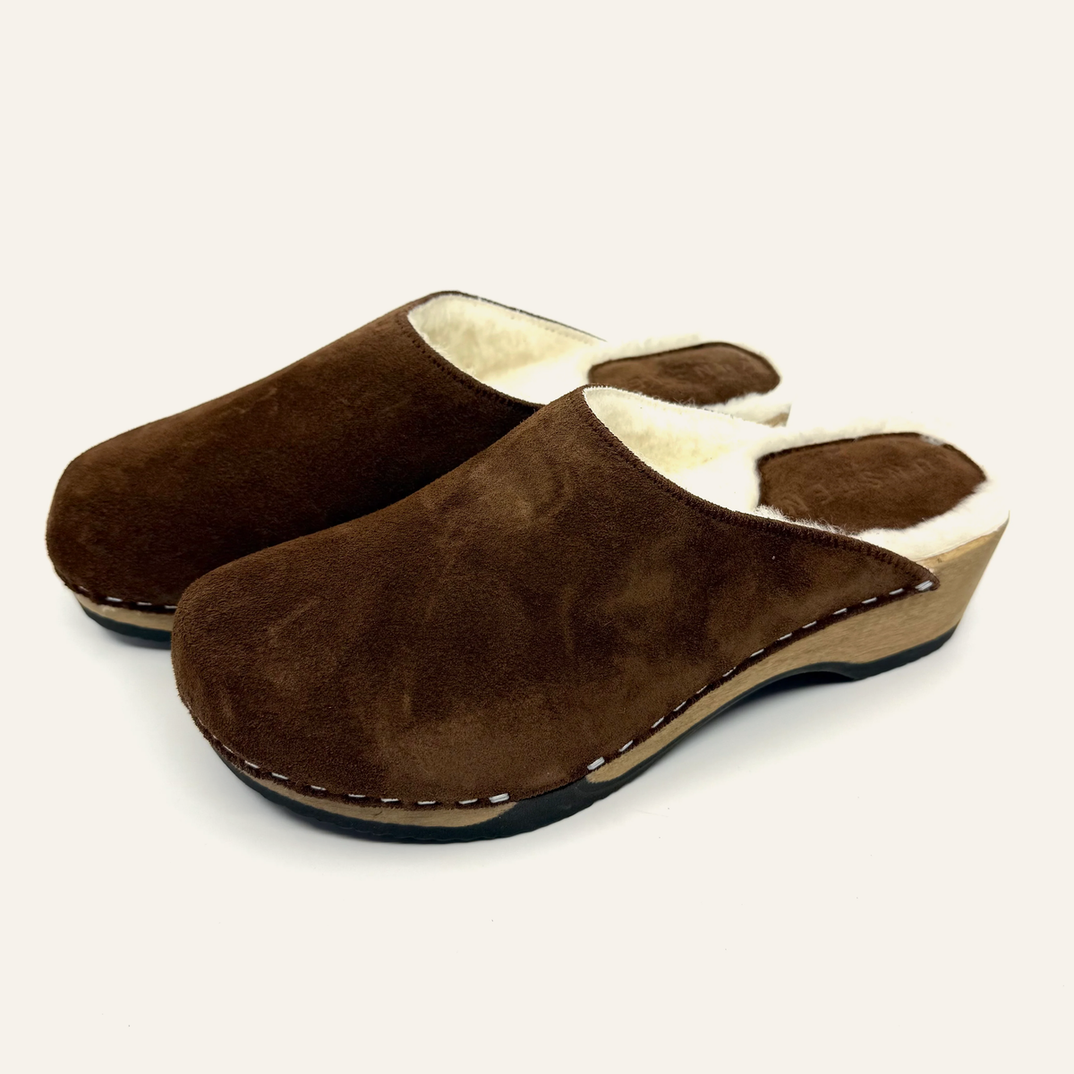 Embla | Chocolate Suede x Pure Lambswool