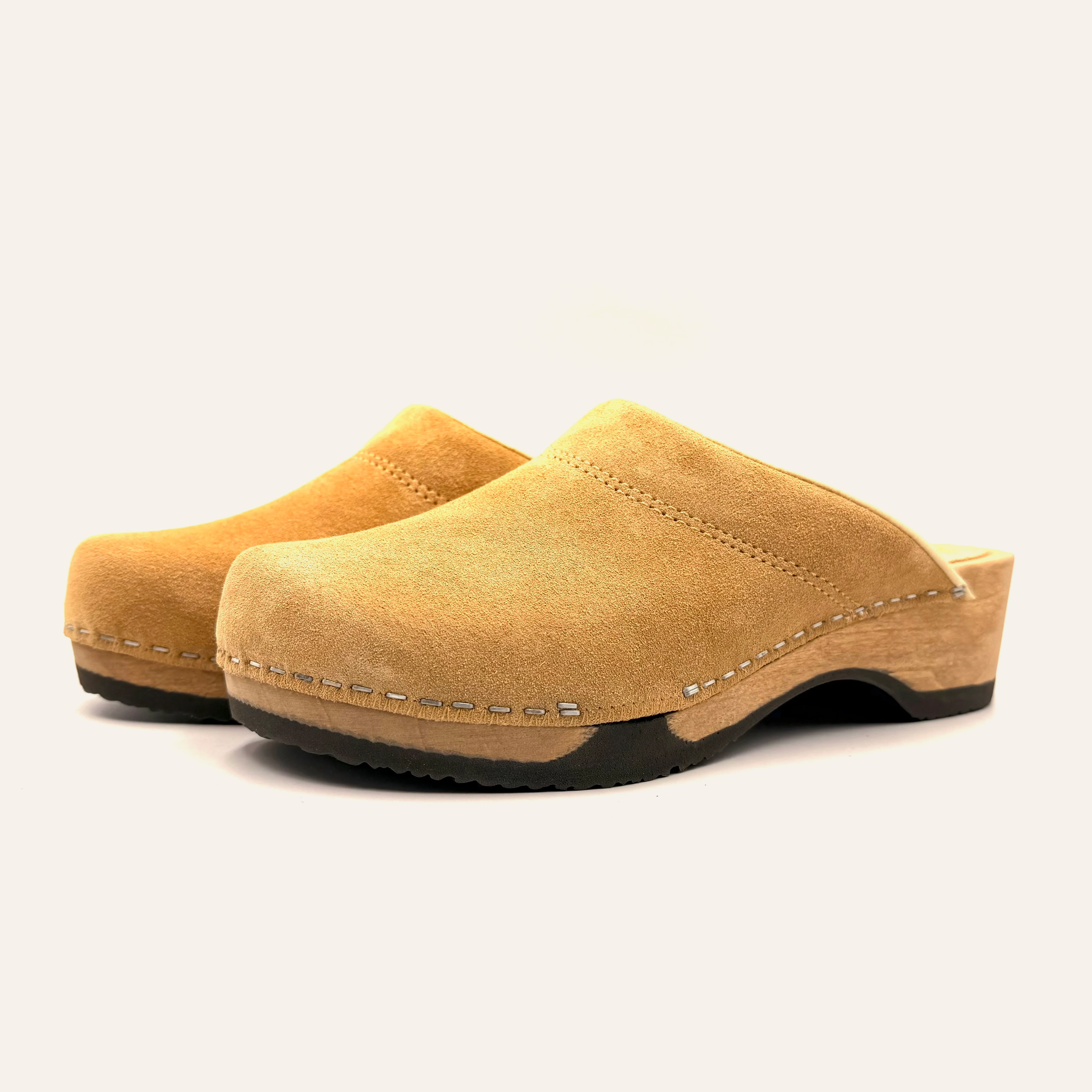 Embla | Dune Suede