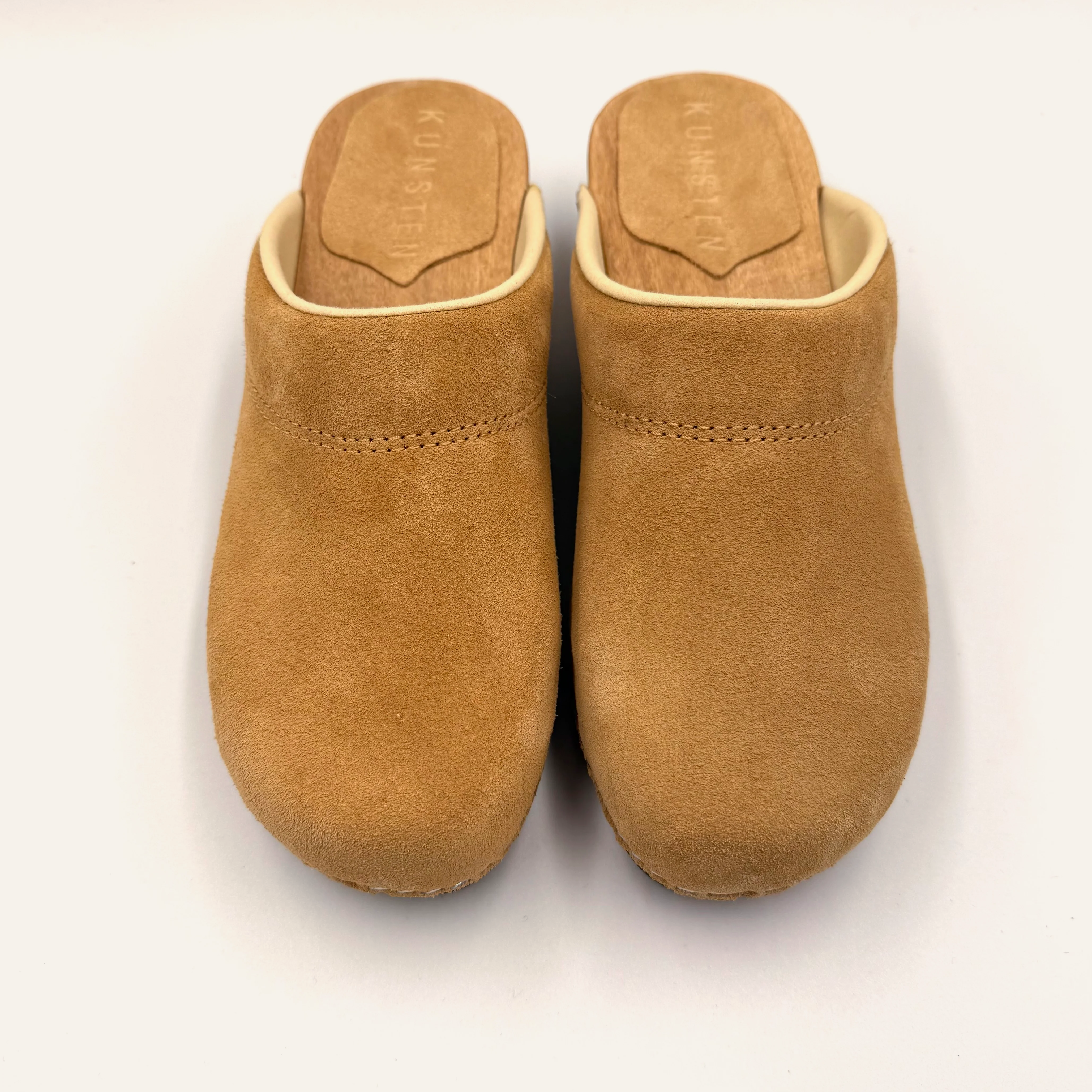 Embla | Dune Suede