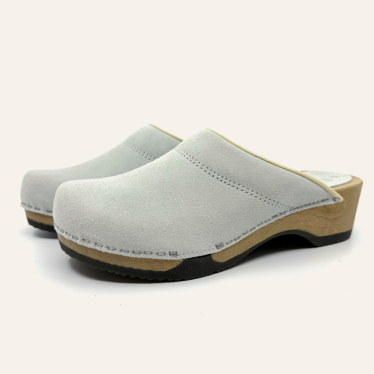 Embla | Off White Suede