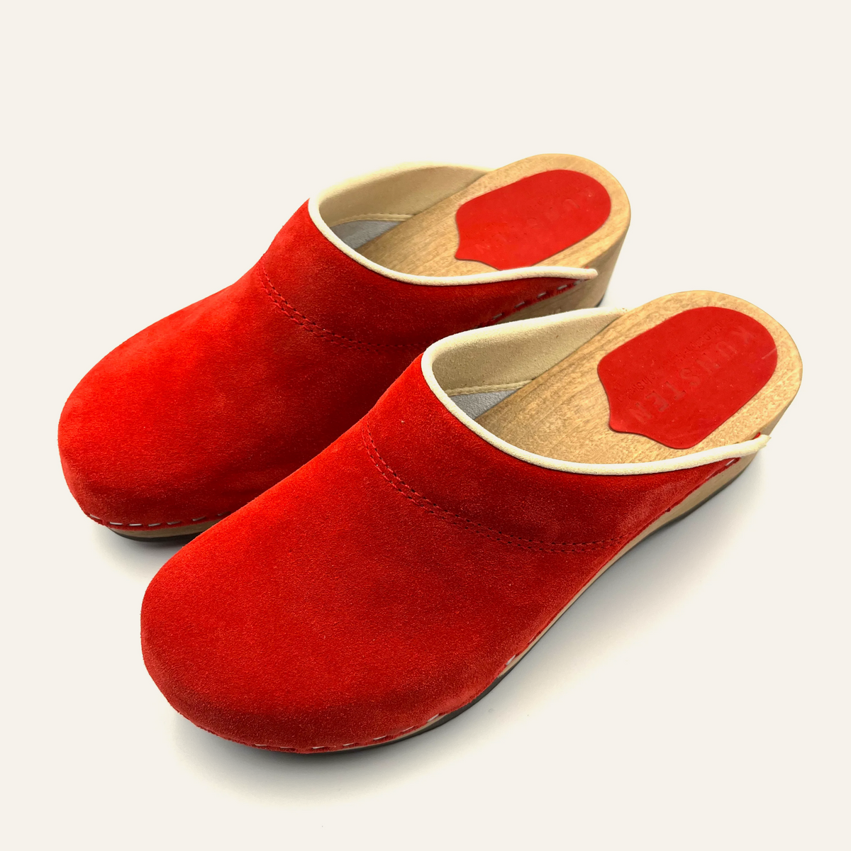 Embla | Postkasse Rød Suede