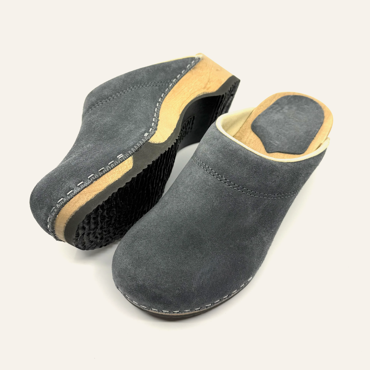 Embla | Stormveil Suede