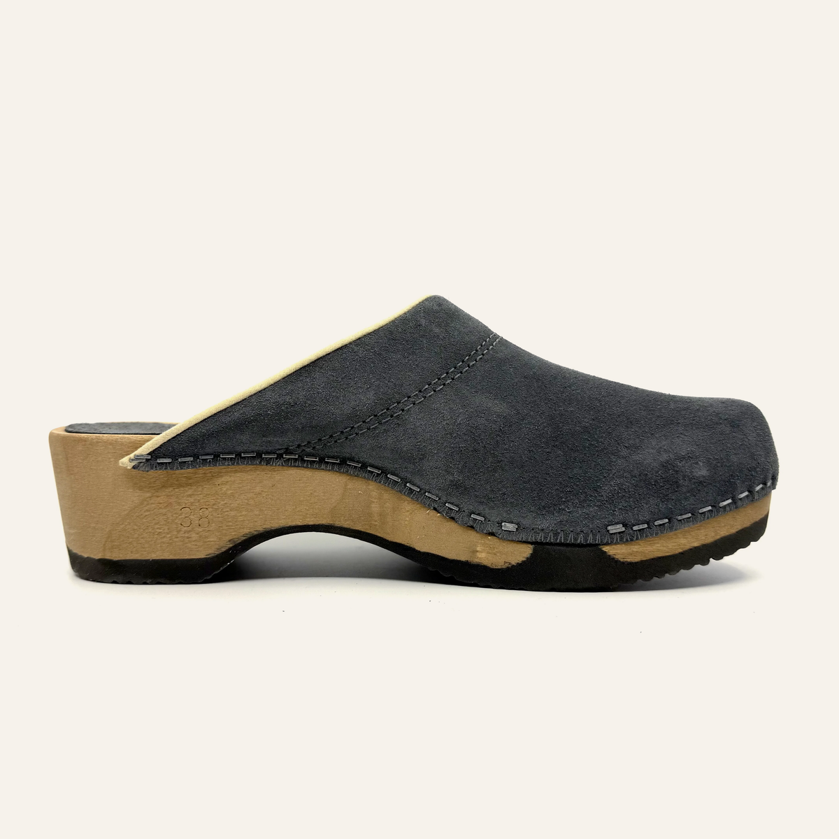 Embla | Stormveil Suede
