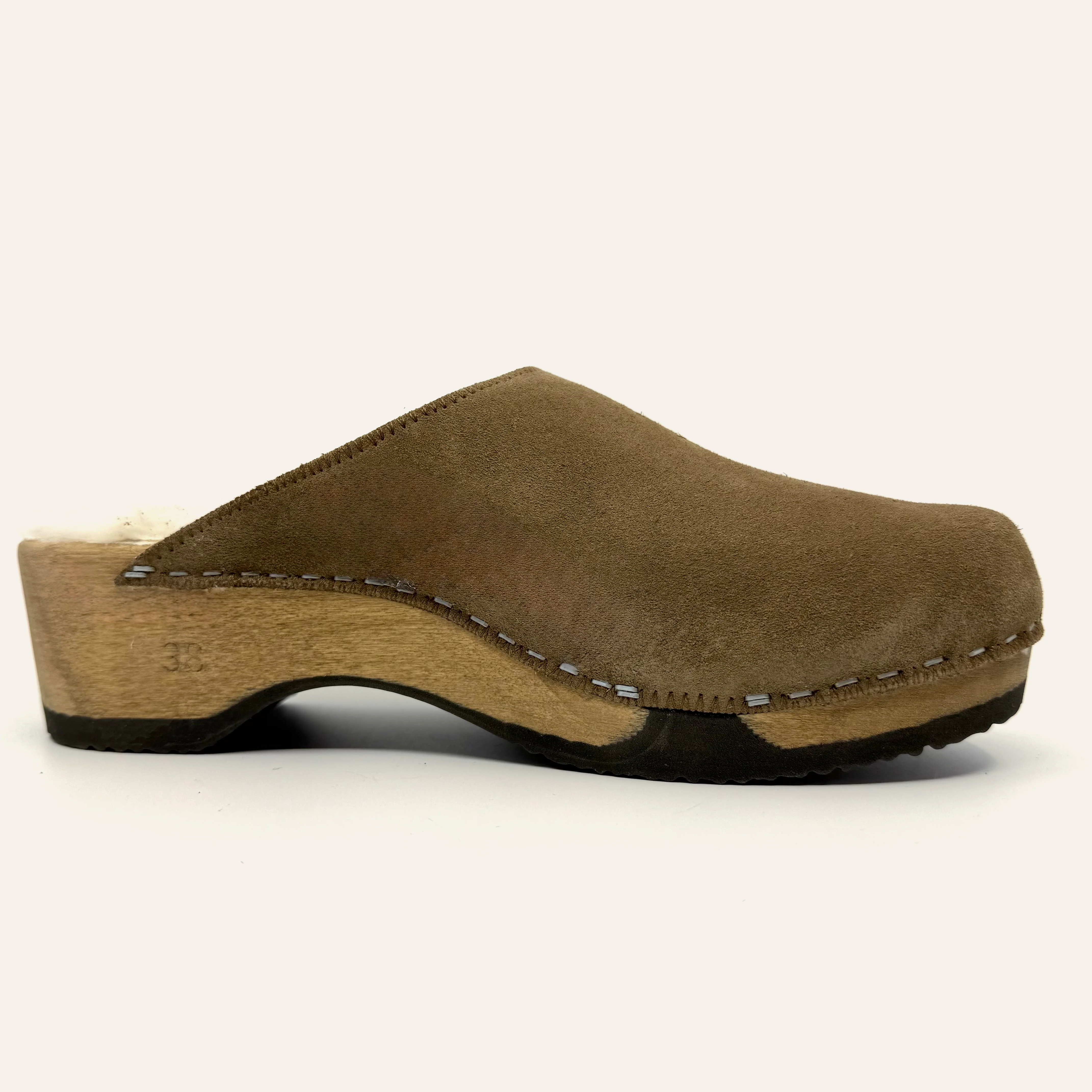 Embla | Umber Suede x Pure Lambswool
