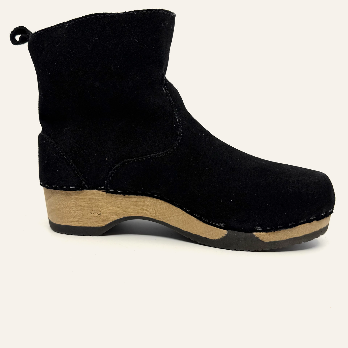 Holly | Black Suede x Pure Lambswool