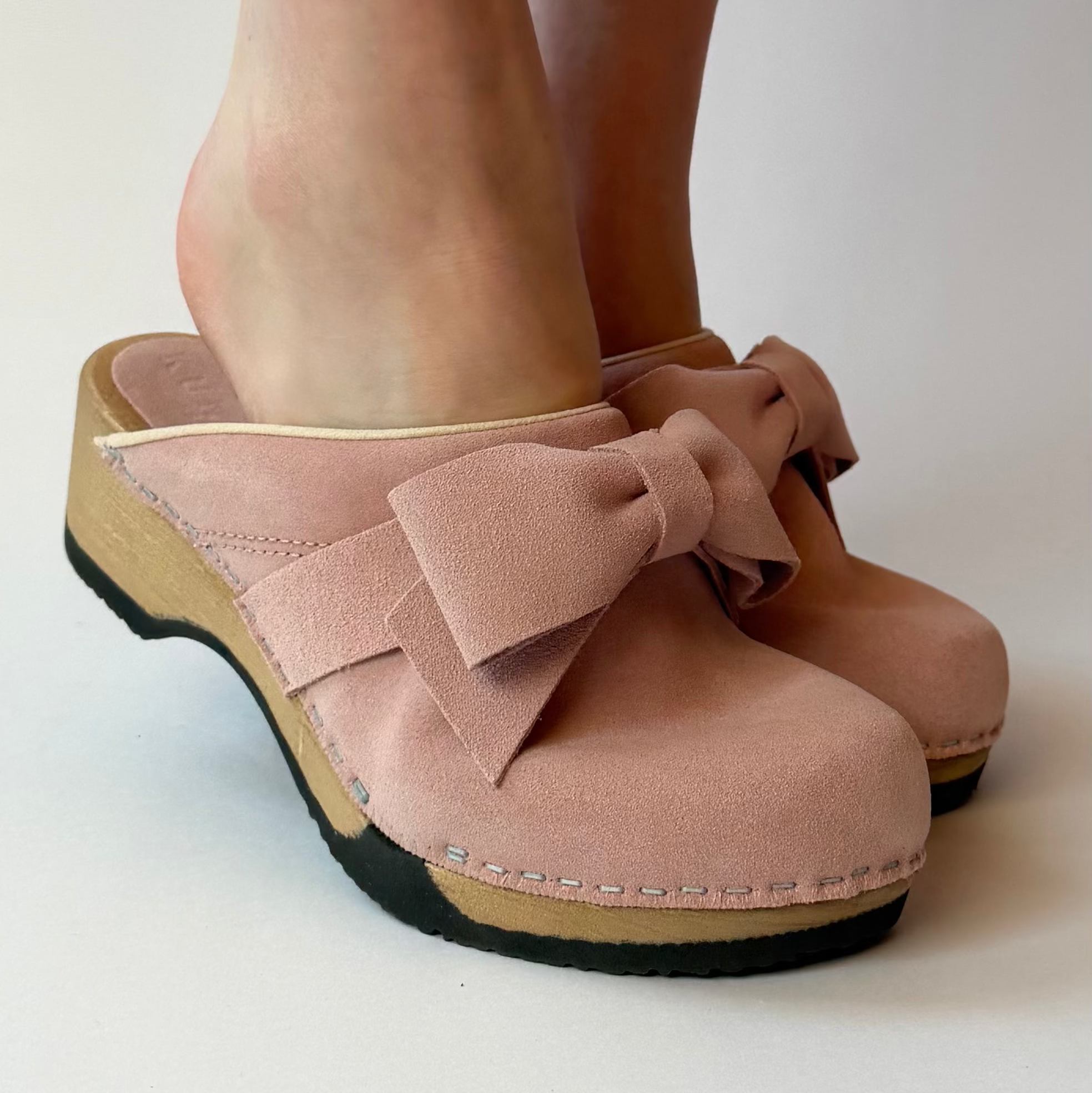 Embla Bow | Lily Rose Suede