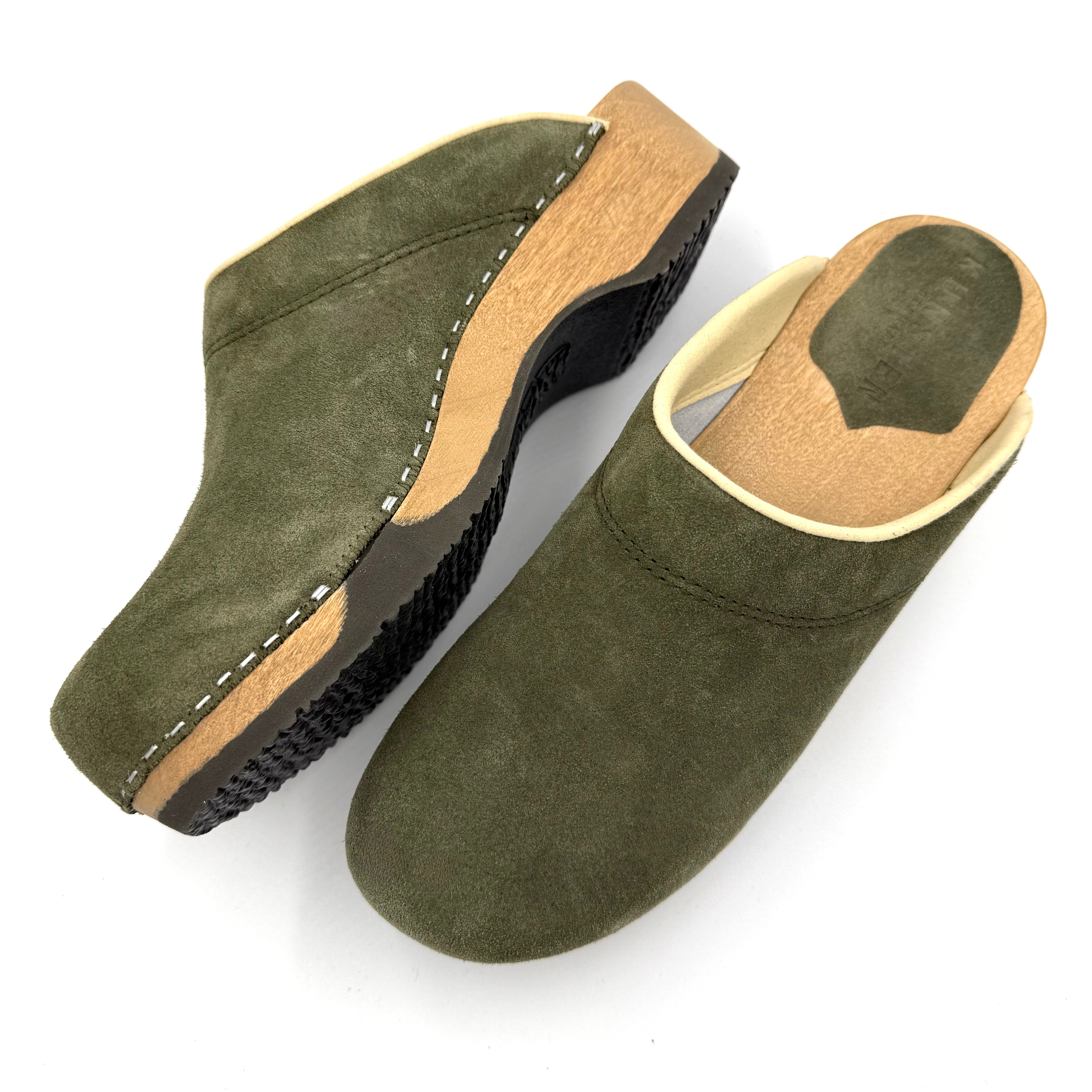 Ask I Hunter Suede