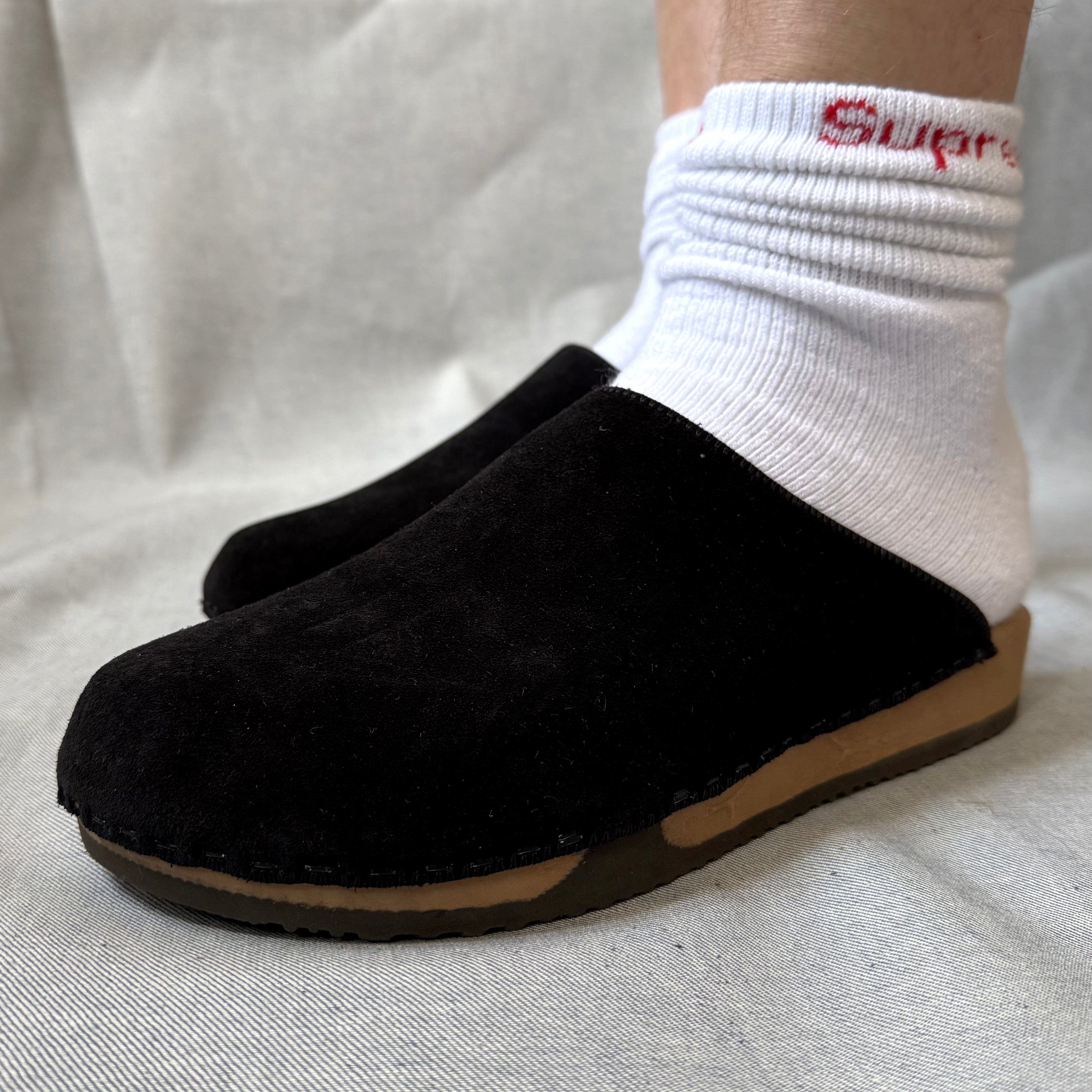 Lowrider I Black Suede