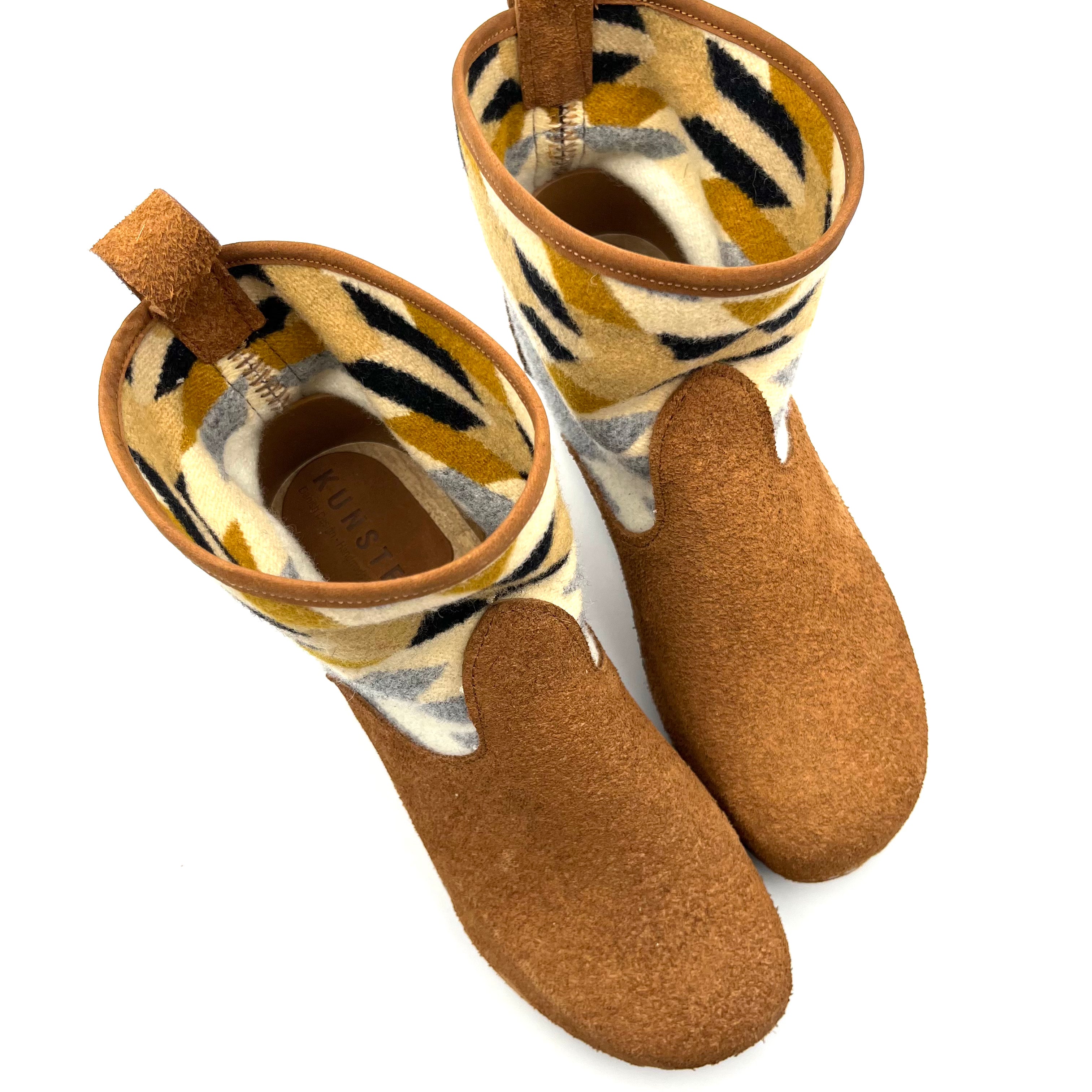 STUDIO SALE | Havtora Suede & Badlands EU38/US8