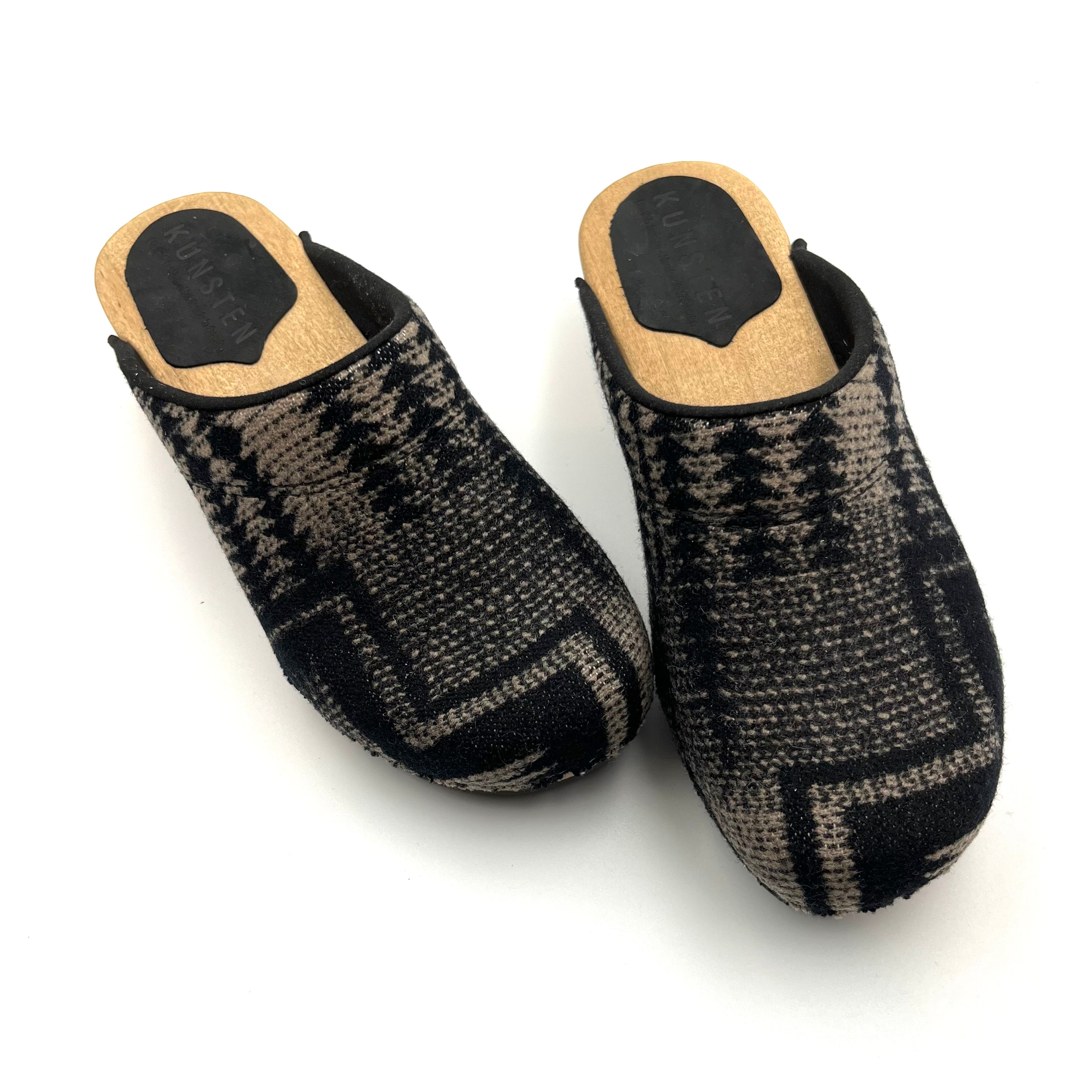 Embla | Canyon Night