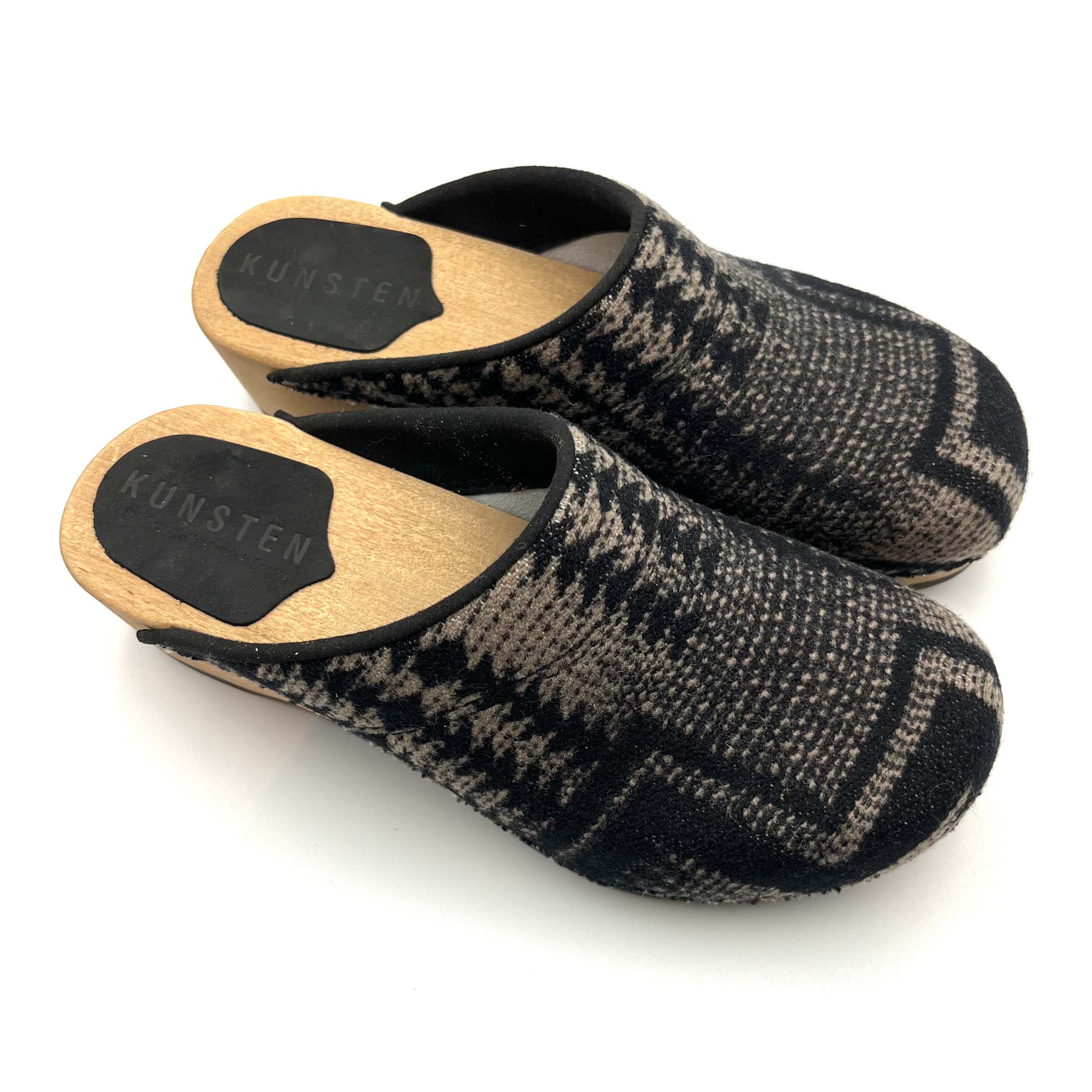 Embla | Canyon Night