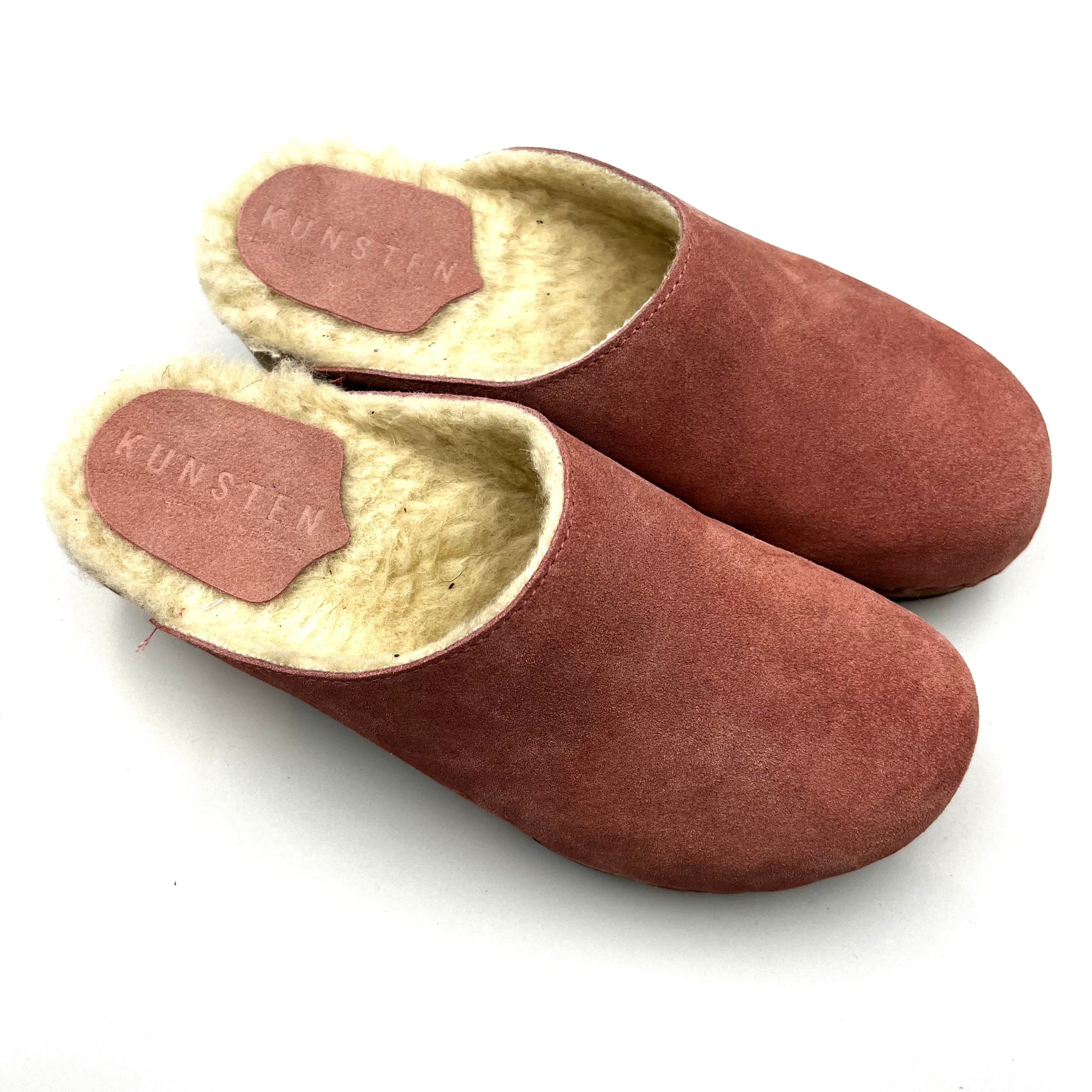 STUDIO SALE | Baby Pink Shearling EU37/US7
