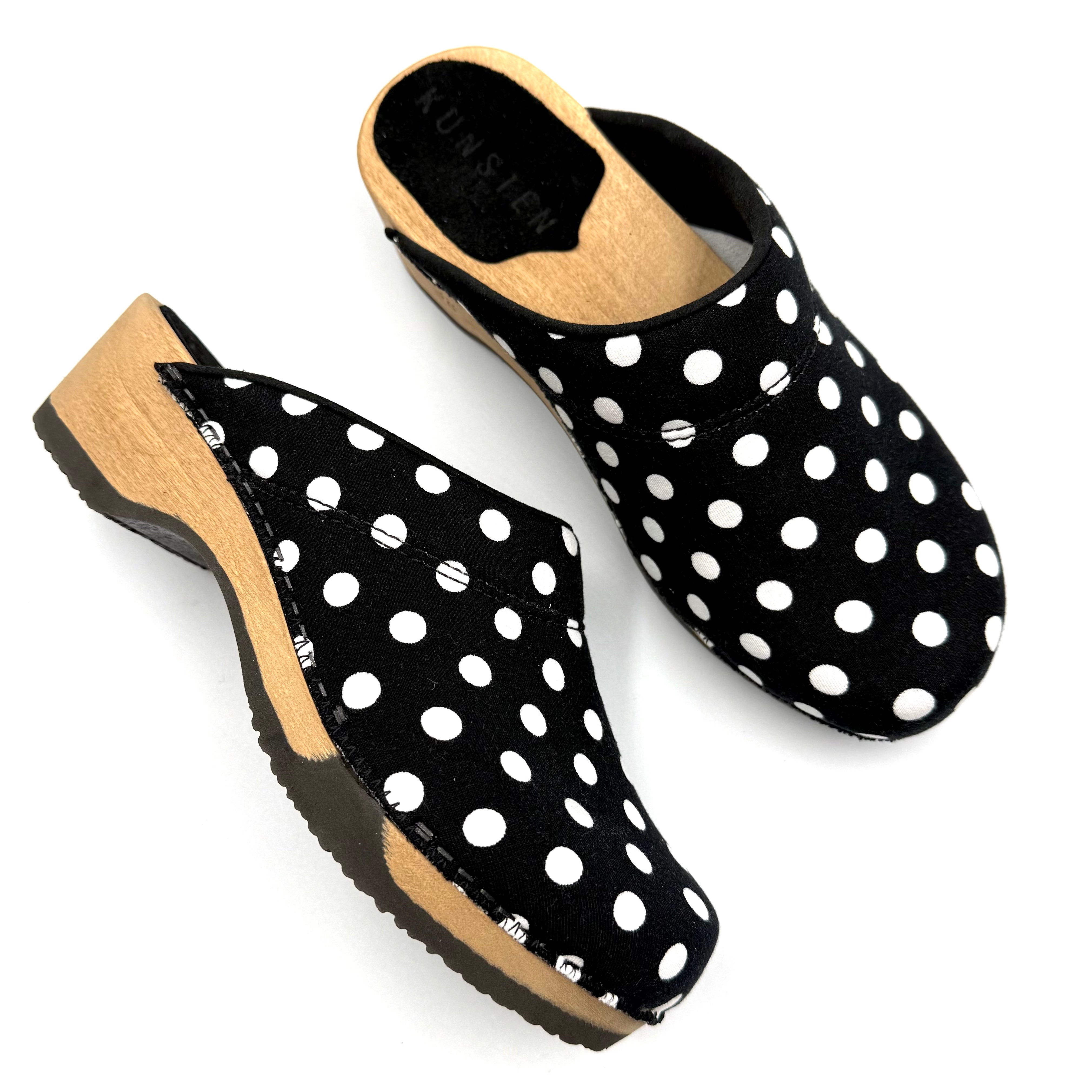 Embla | Black Polka