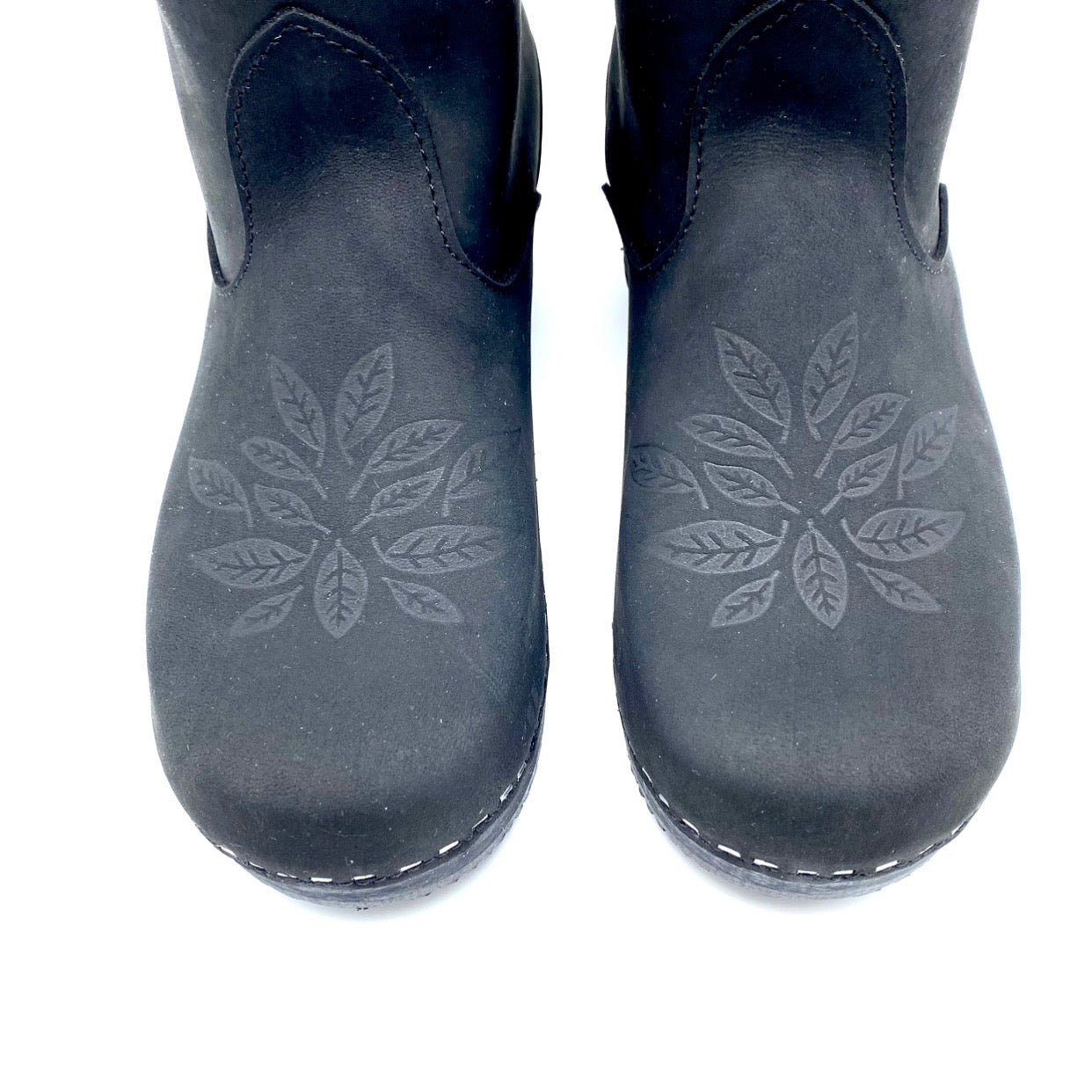STUDIO SALE | Hannah Black Leaves EU38/US8