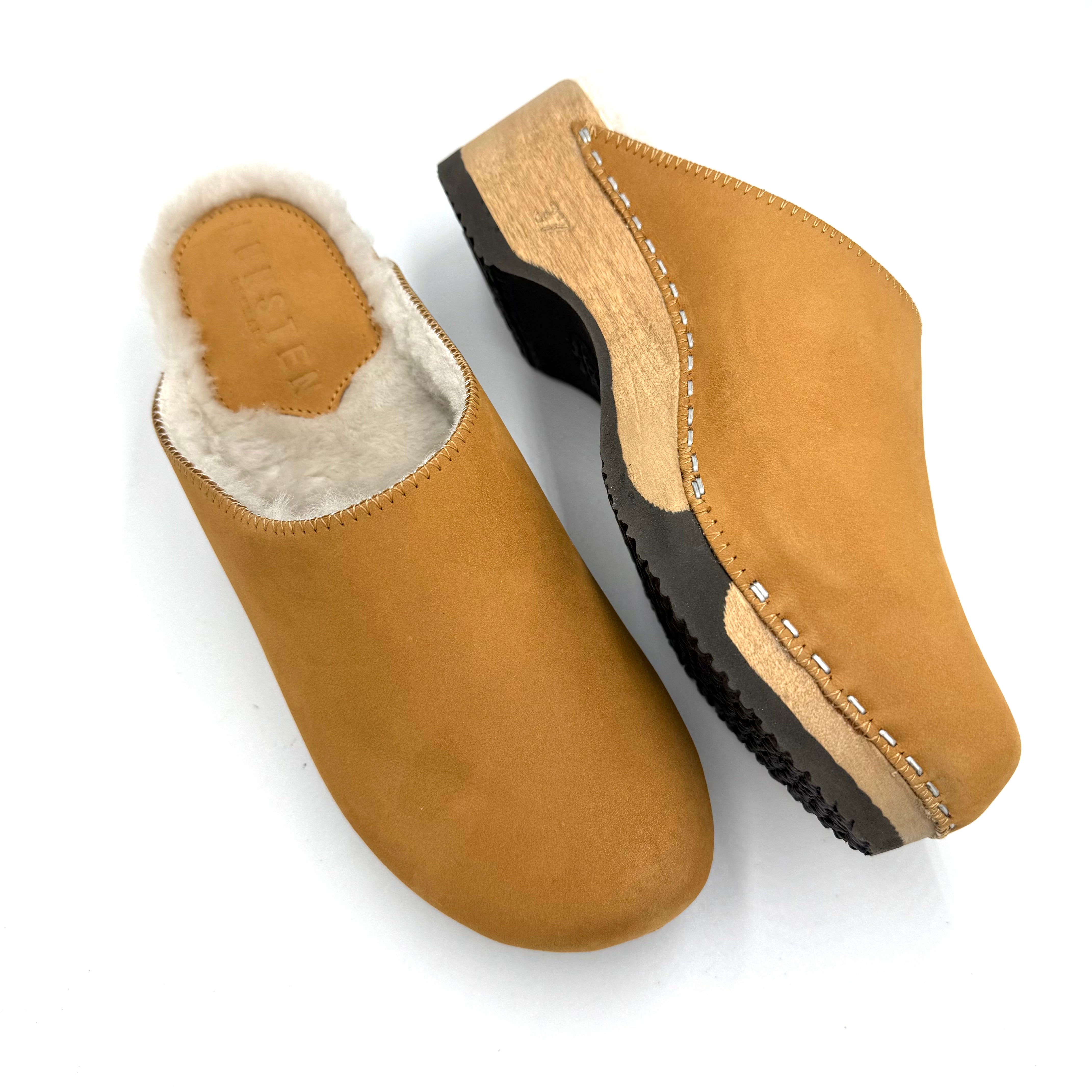 Embla I Honey Nubuck x Pure Lambswool