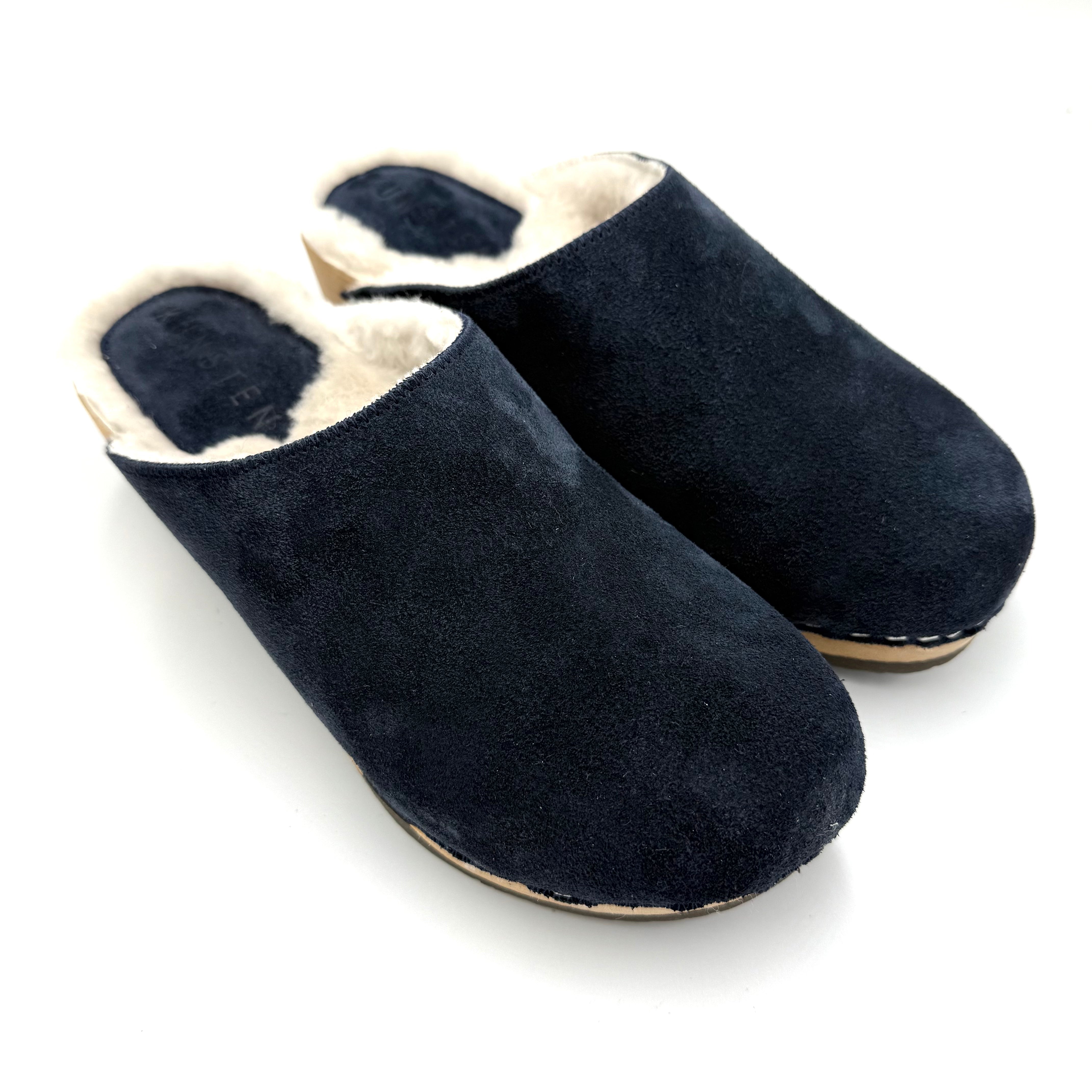 Embla I Midnight Navy Suede x Pure Lambswool
