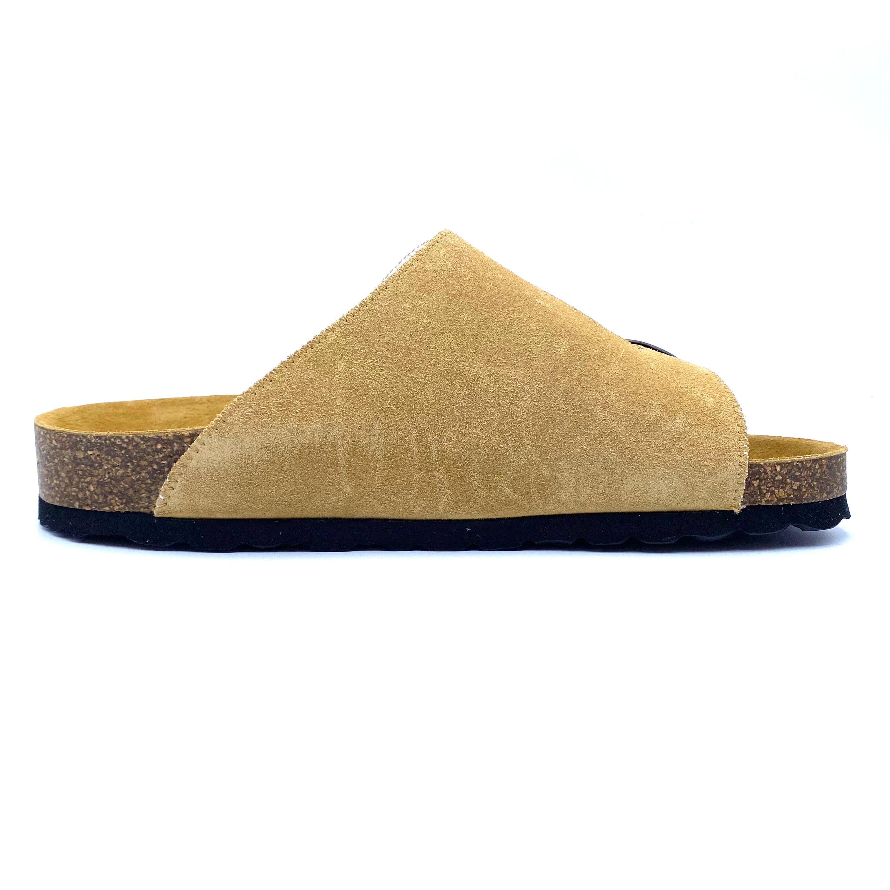 STUDIO SALE I Oda Sand Suede