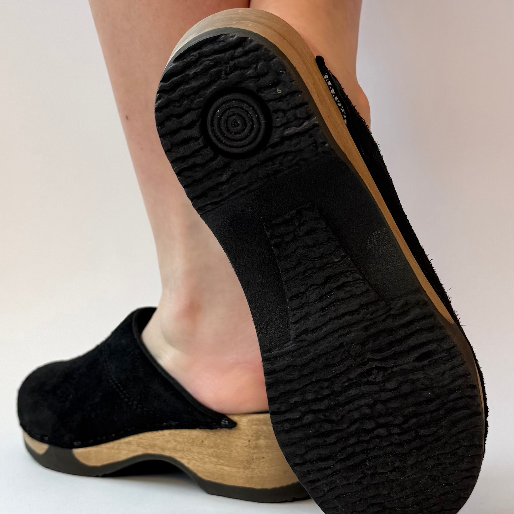 Embla | Black Suede