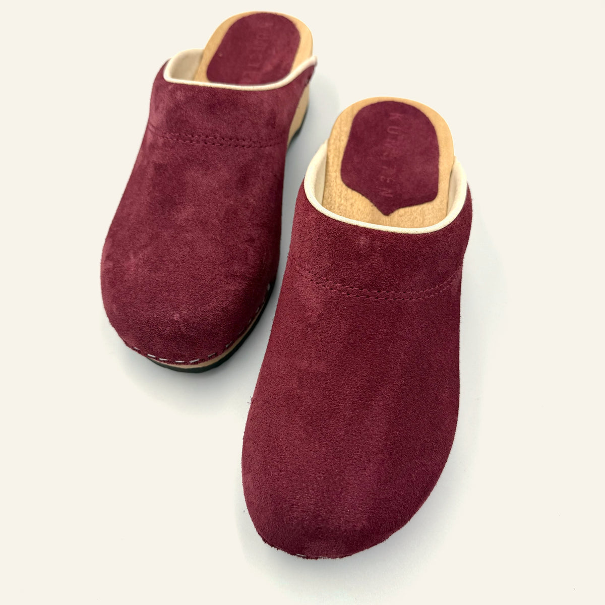 Embla | Tranebær Suede